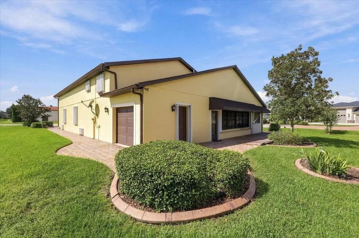 609 SAYGE DR