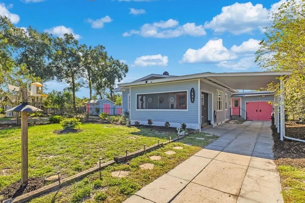 1633 E ELM RD