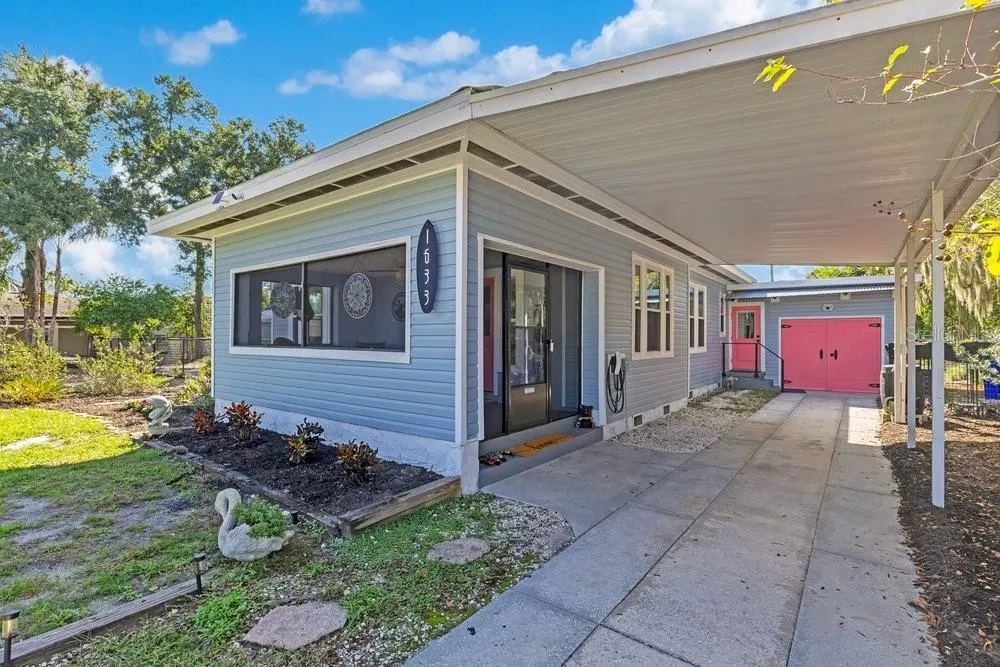 1633 E ELM RD