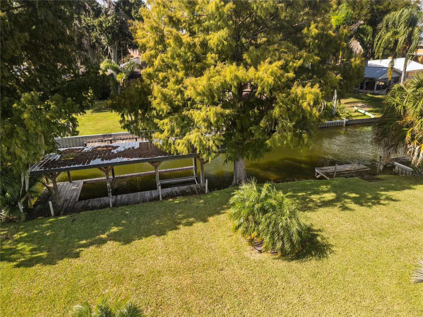 1010 EDGEWATER DR