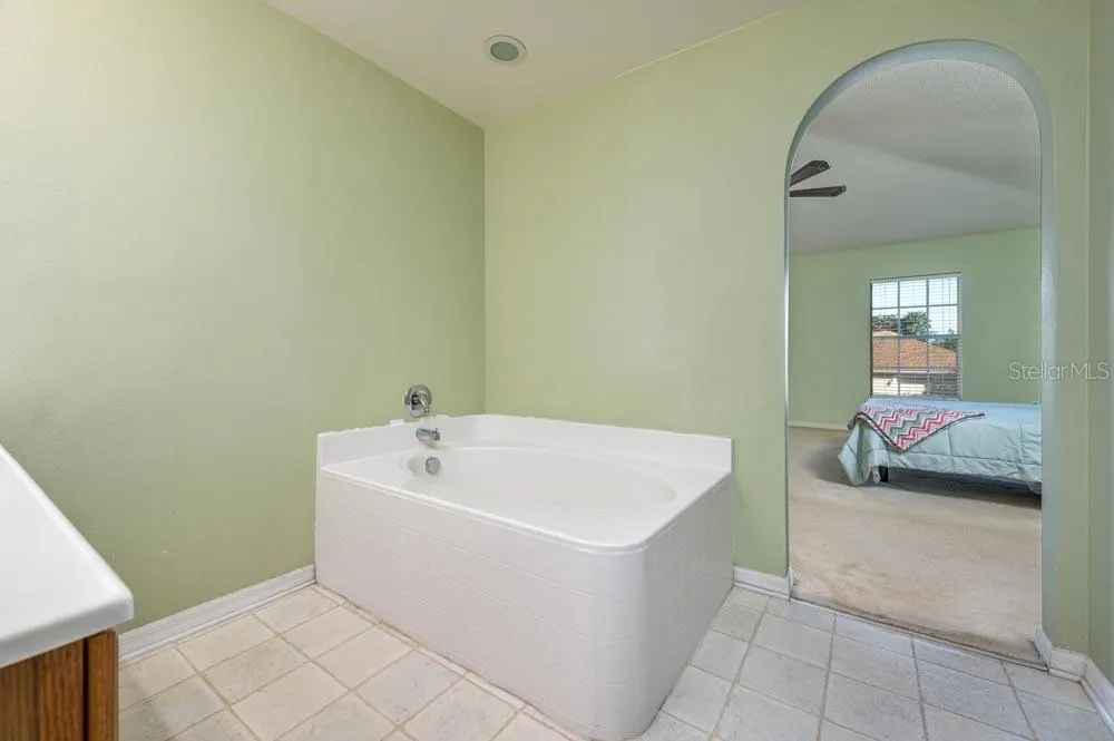 3643 WELLINGTON PL