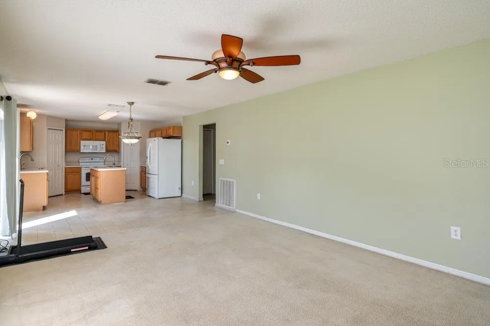 3643 WELLINGTON PL