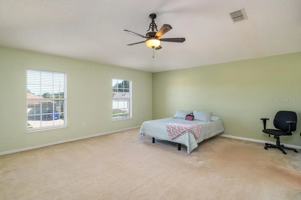 3643 WELLINGTON PL