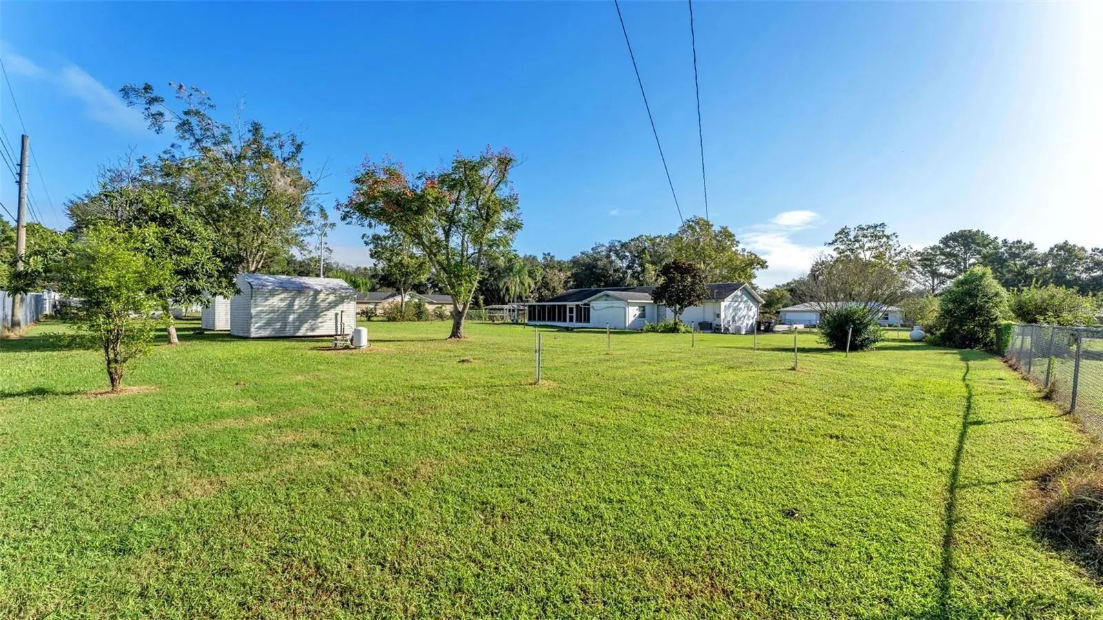6739 FARRIS DR