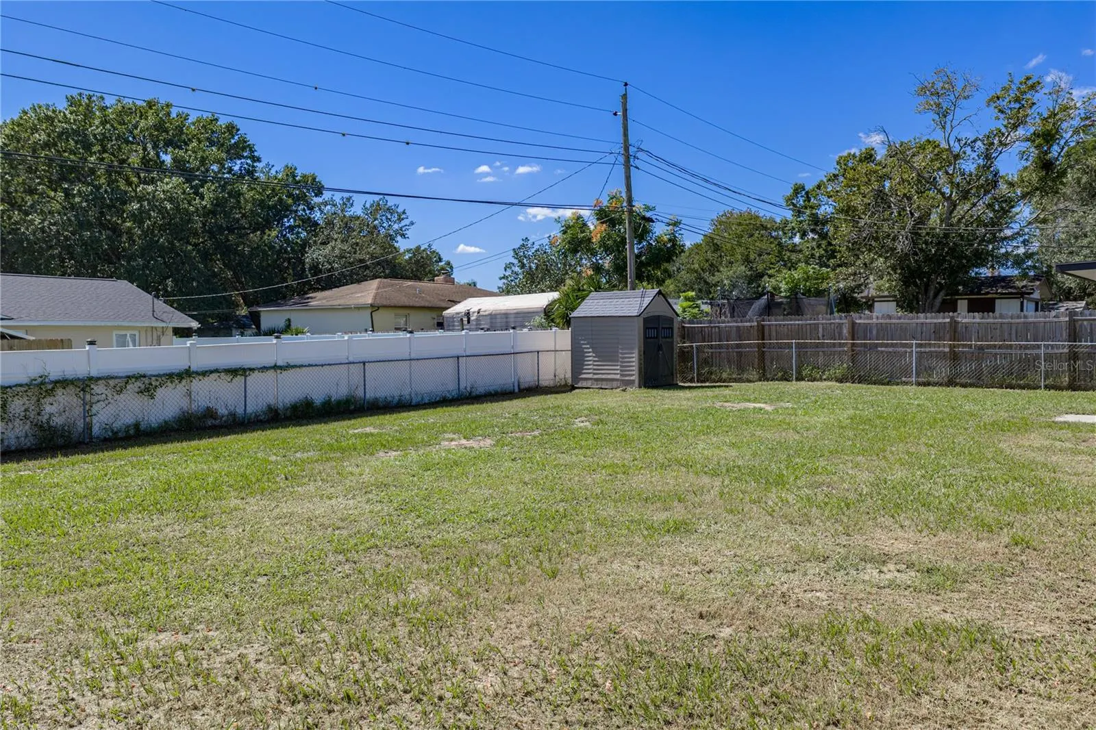 4075 MARIE DR