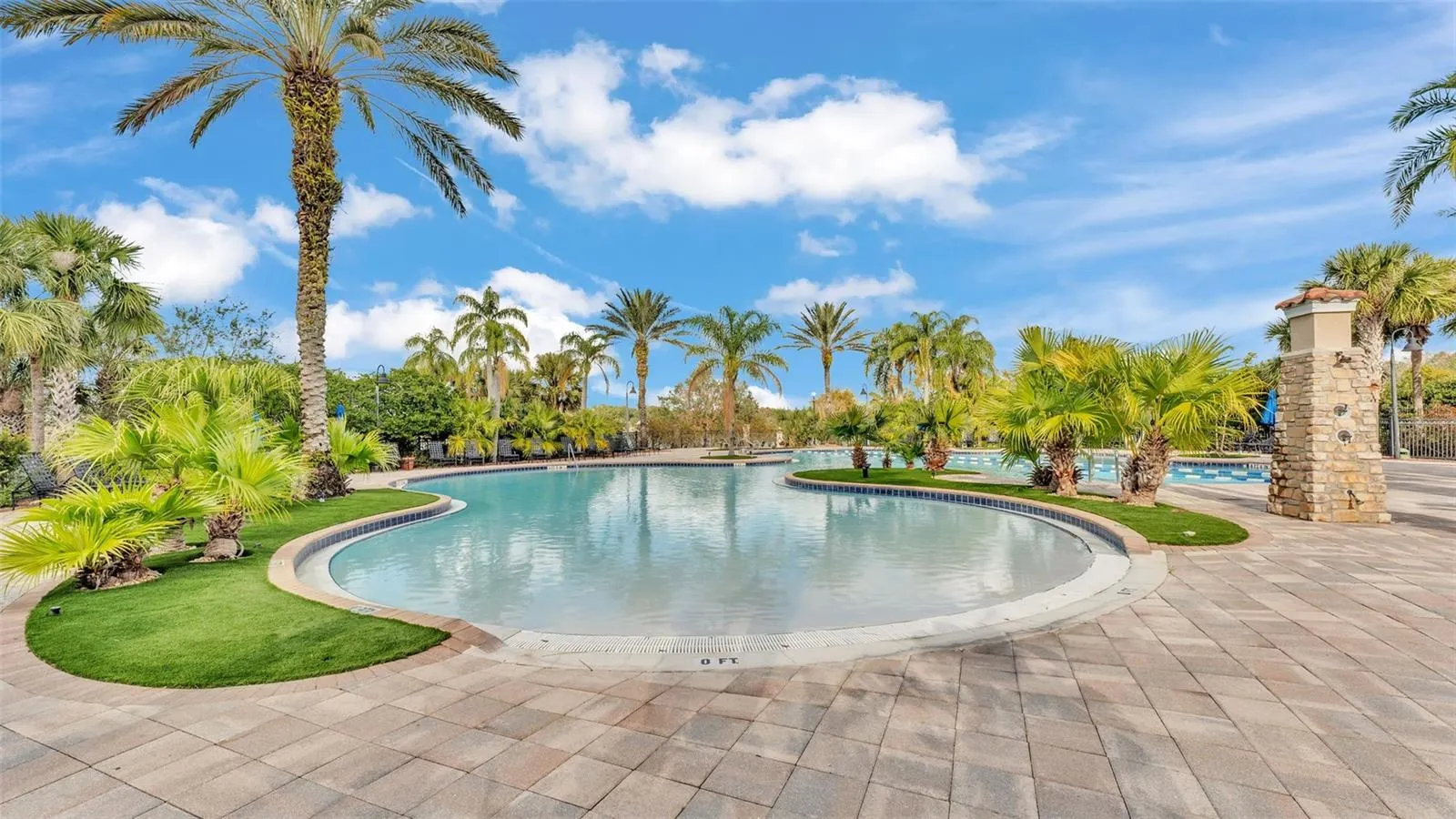1850 ALTAVISTA CIR