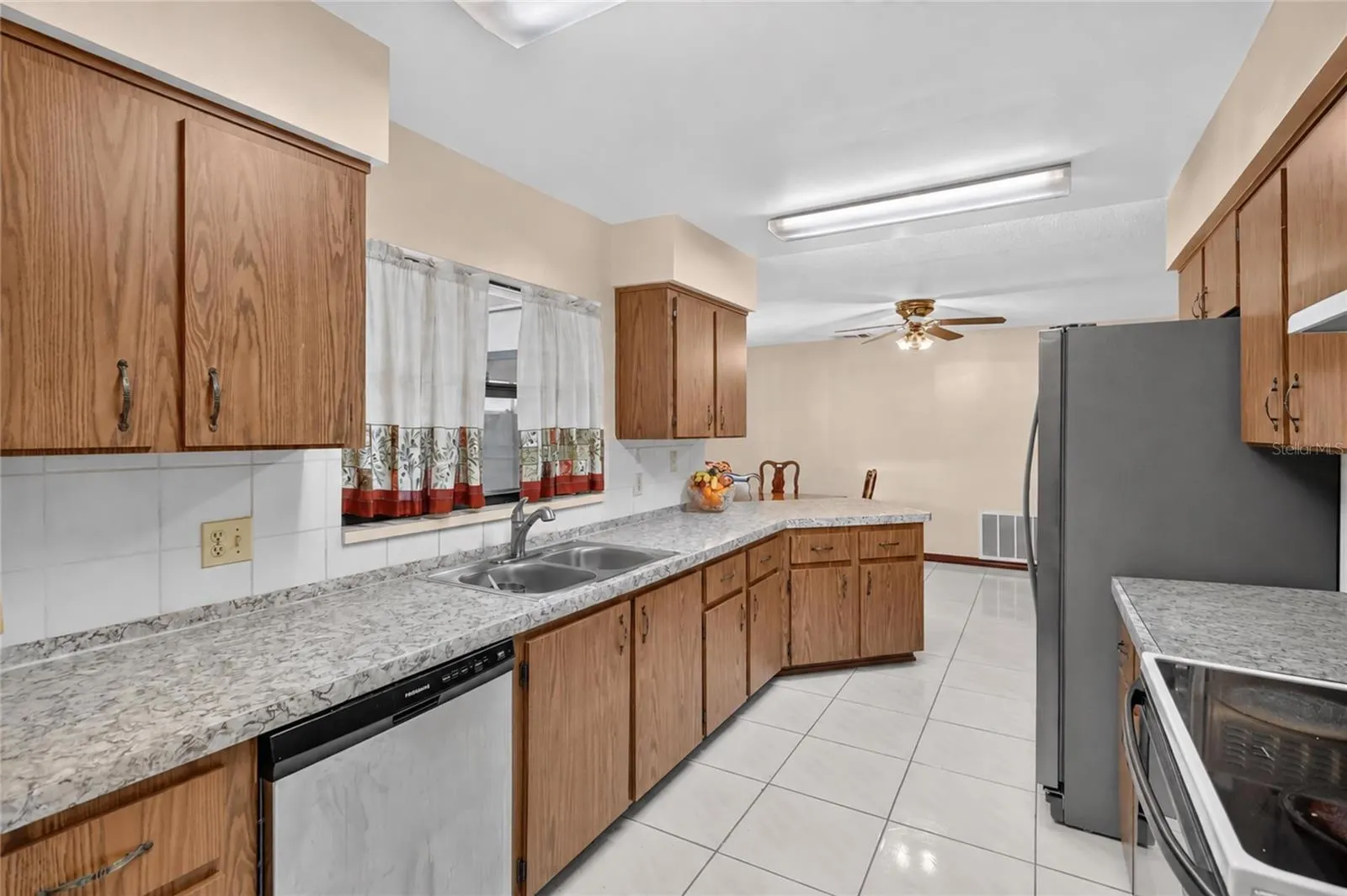 816 ALPINE CT