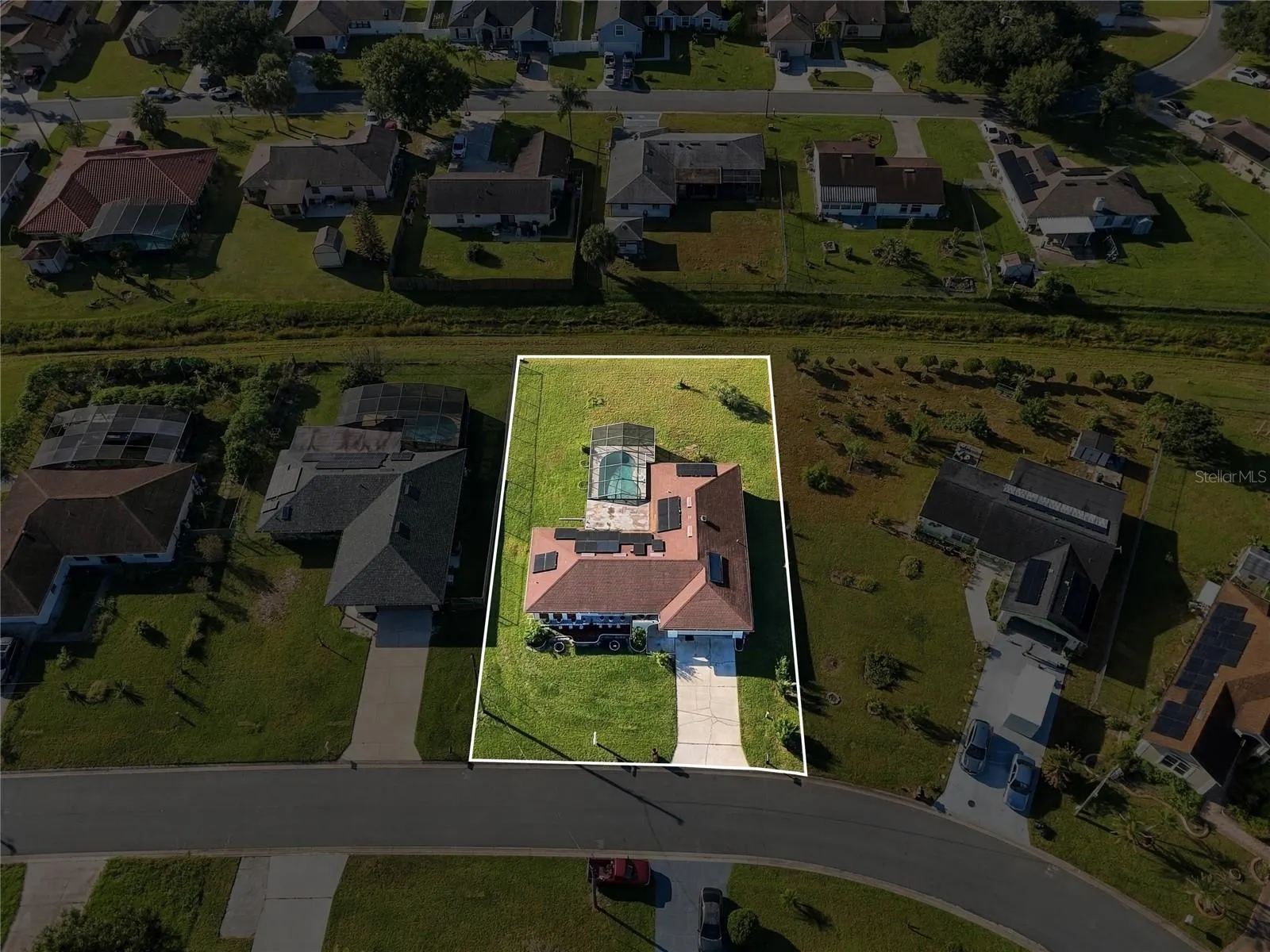 816 ALPINE CT