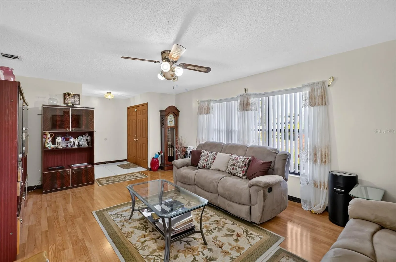 816 ALPINE CT