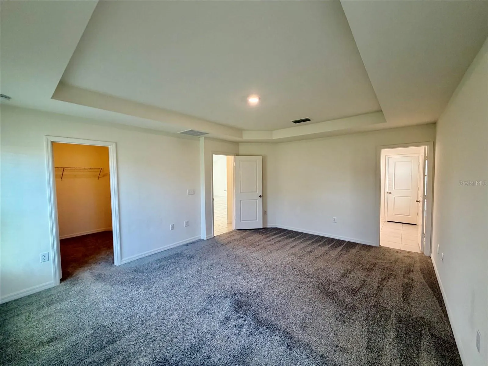 240 SUMMERLIN LOOP