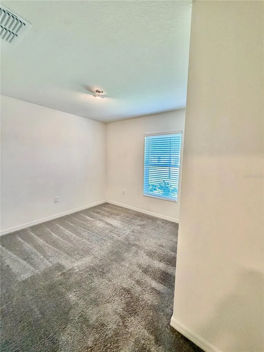 240 SUMMERLIN LOOP
