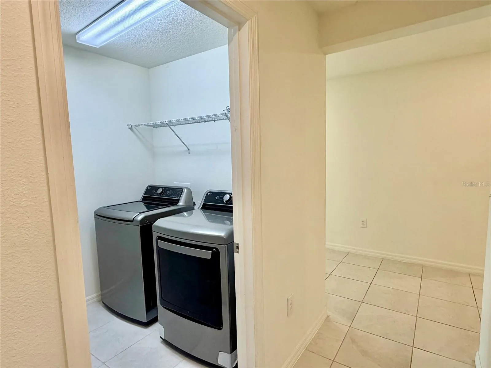 240 SUMMERLIN LOOP