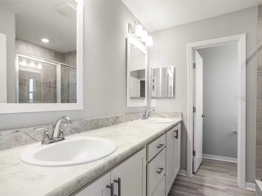 517 VITTORIO DR