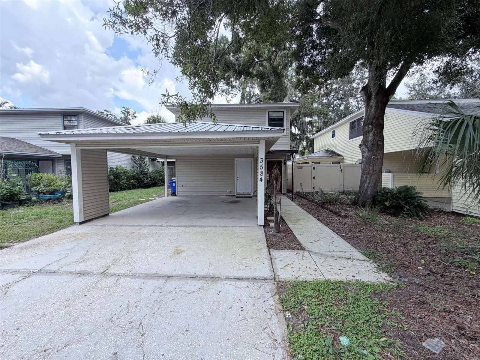 3584 RAINTREE CIR