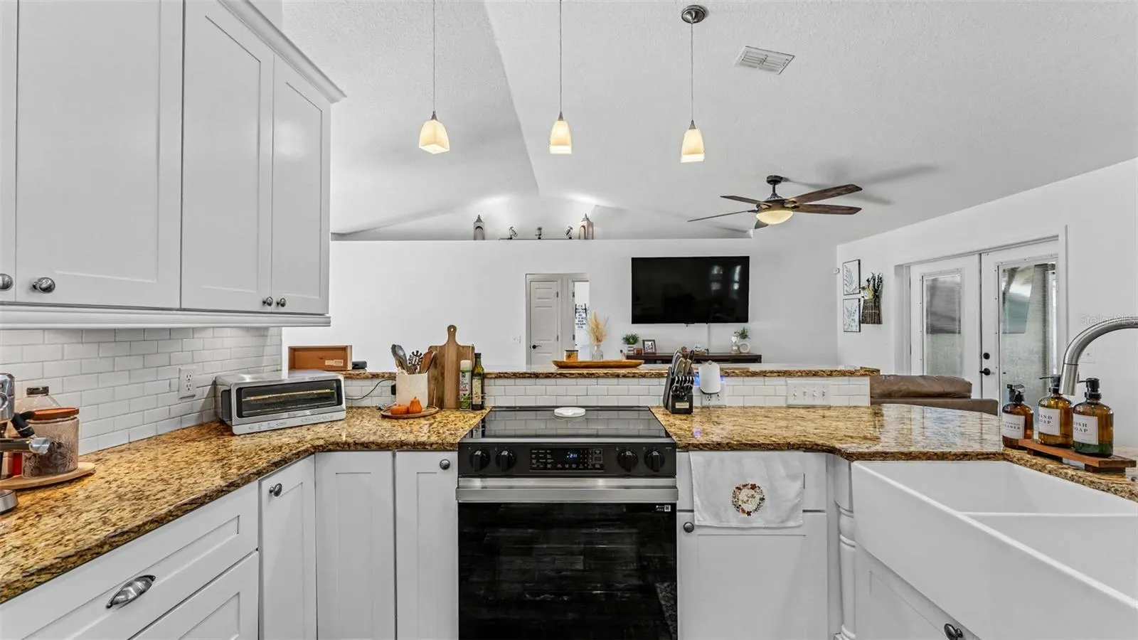 2314 EASTMEADOWS CT