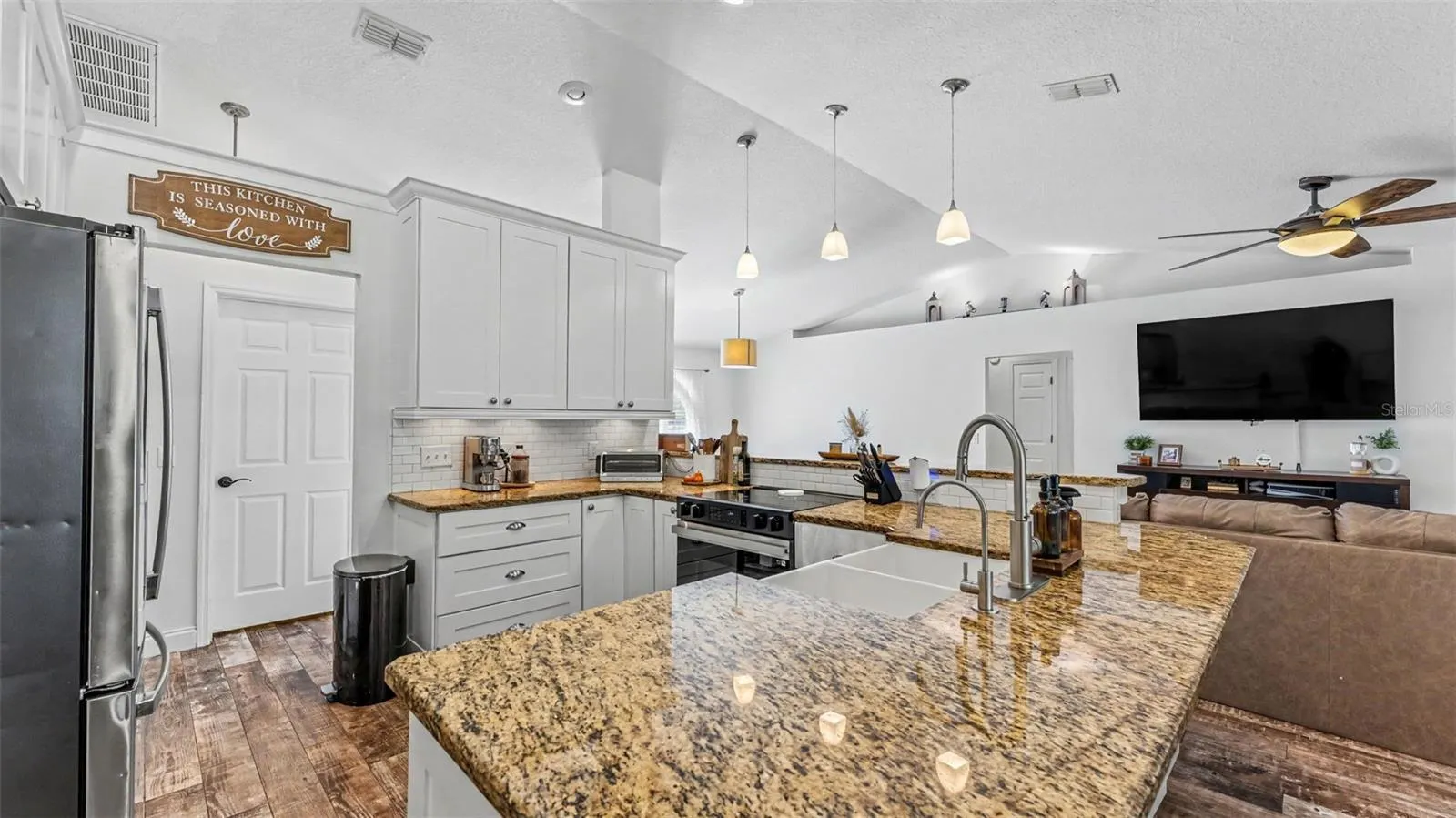 2314 EASTMEADOWS CT
