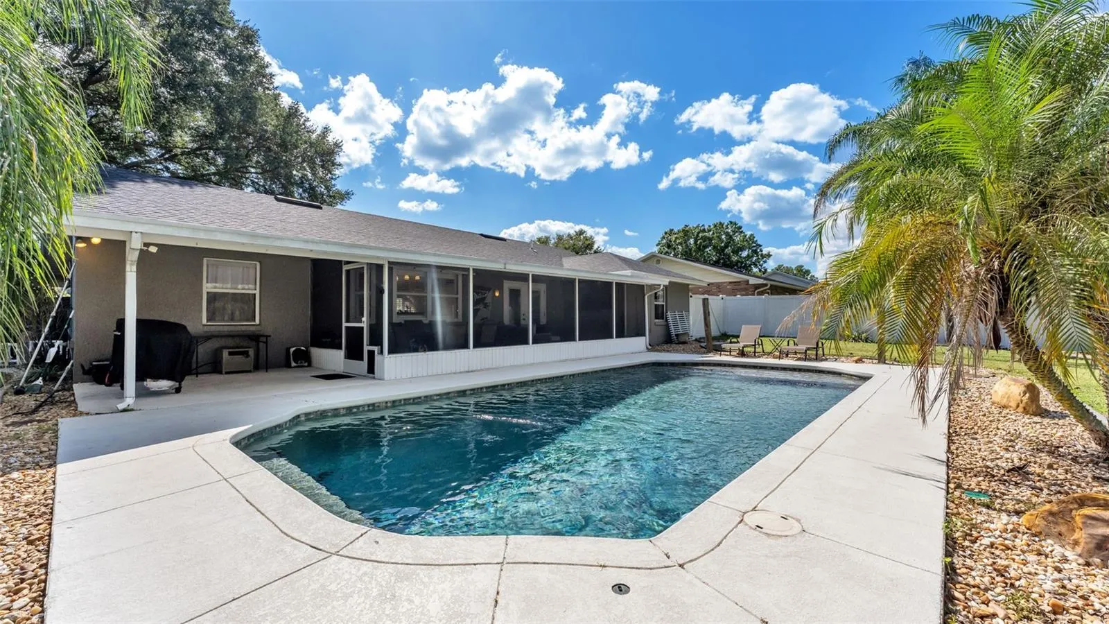 2314 EASTMEADOWS CT