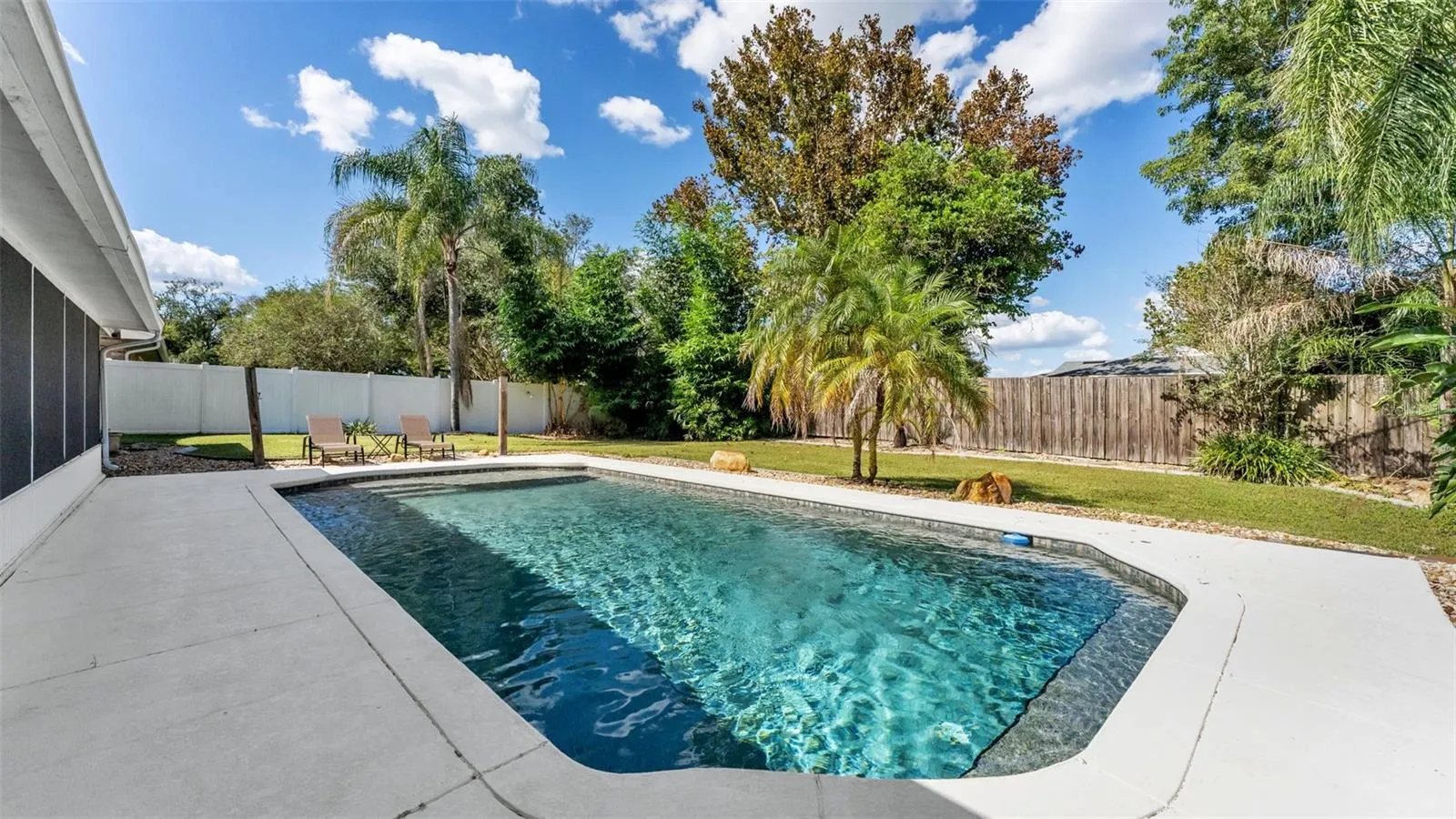 2314 EASTMEADOWS CT