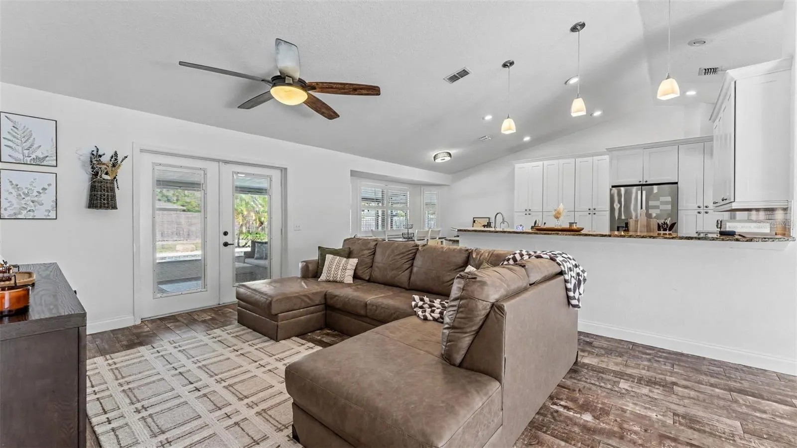 2314 EASTMEADOWS CT