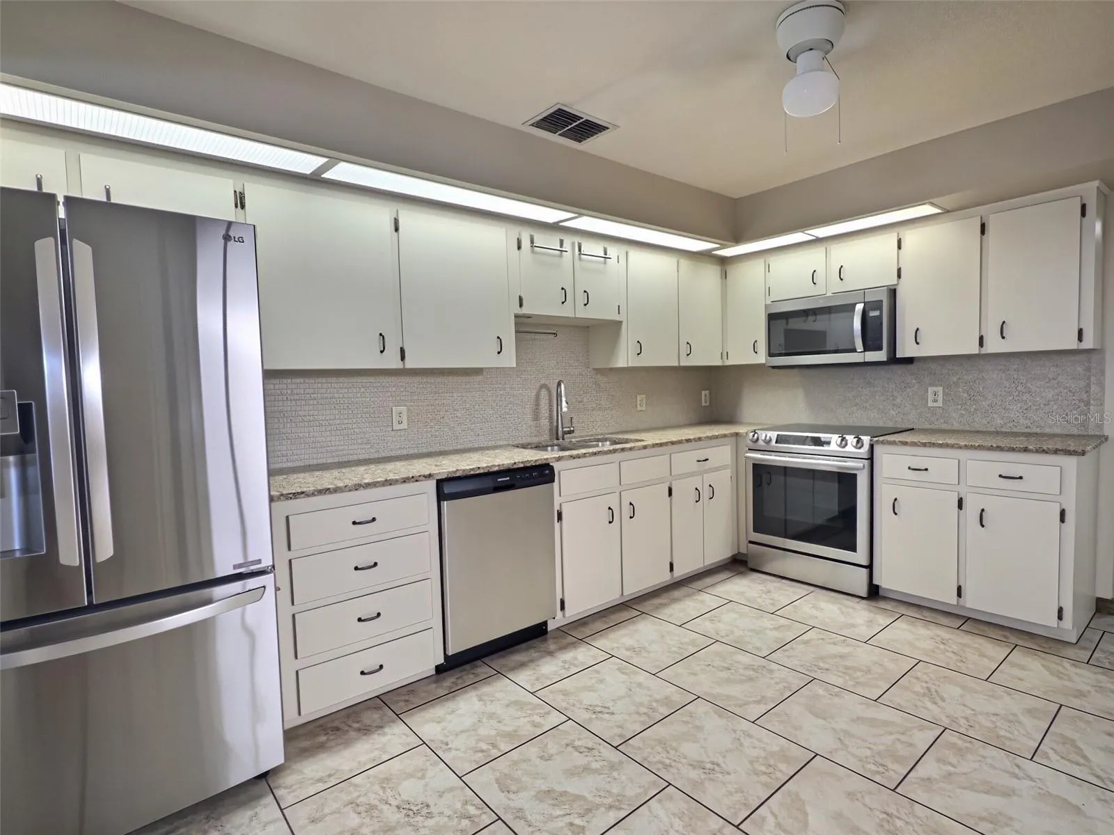4446 GLENNS LNDG