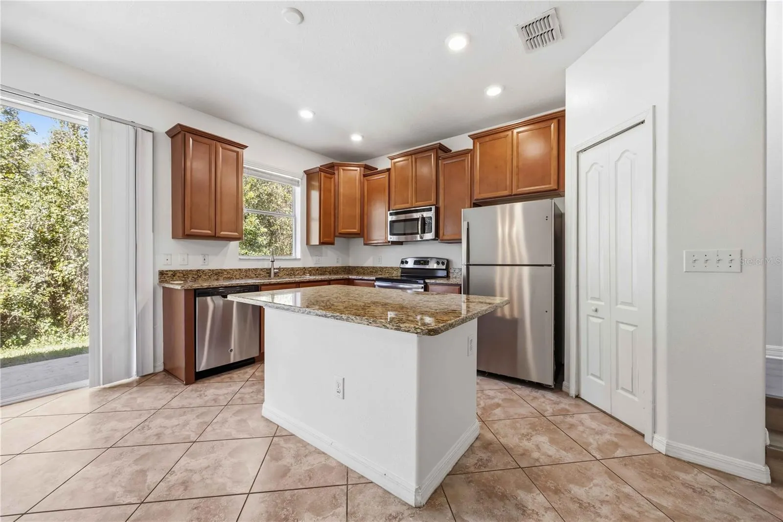 6451 SEDGEFORD DR