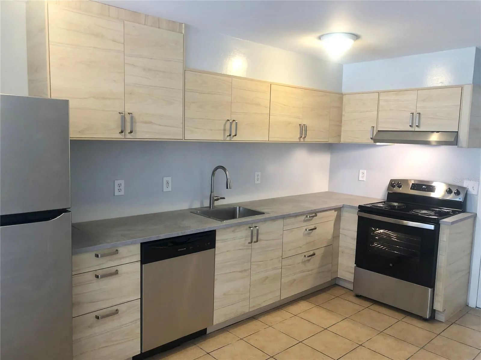 3025 REITER DR #A #A