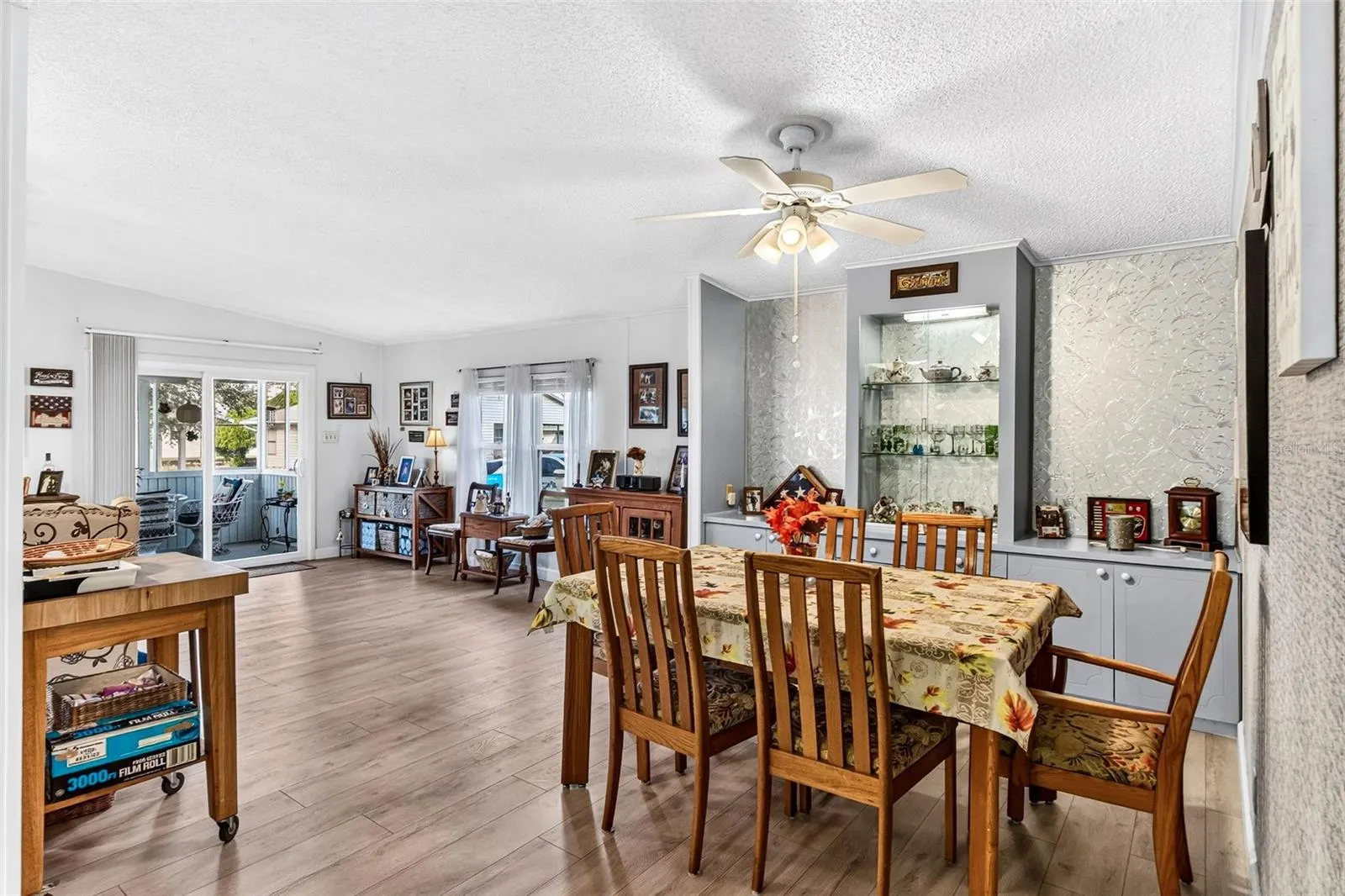 4930 COLONNADES CIR E