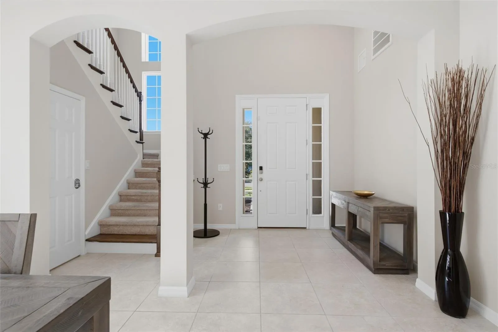 9009 SPRUCE CREEK CIR