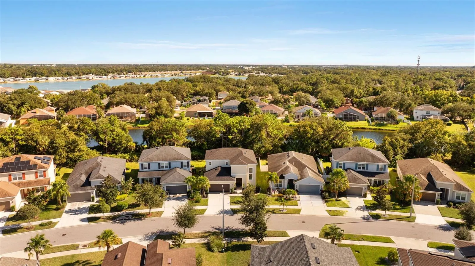 9009 SPRUCE CREEK CIR