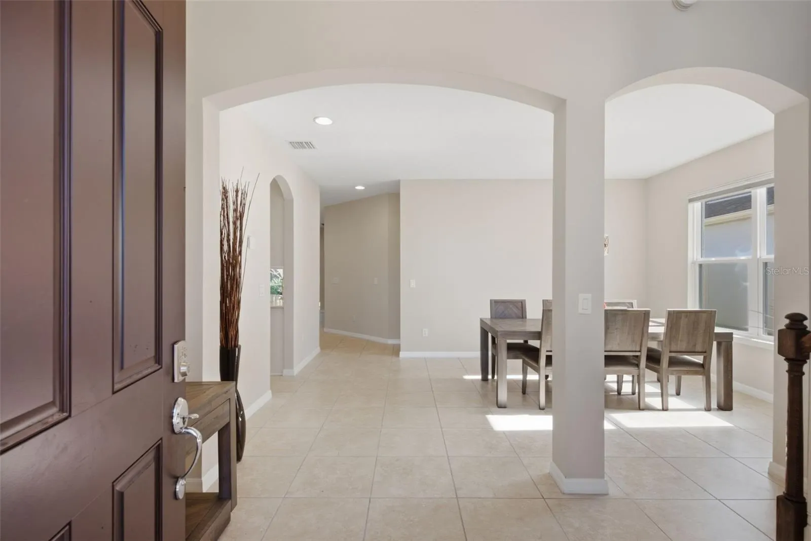 9009 SPRUCE CREEK CIR