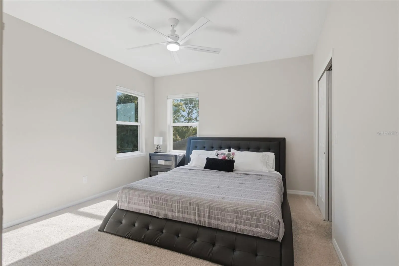 9009 SPRUCE CREEK CIR
