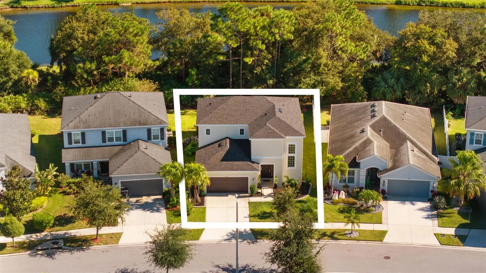 9009 SPRUCE CREEK CIR