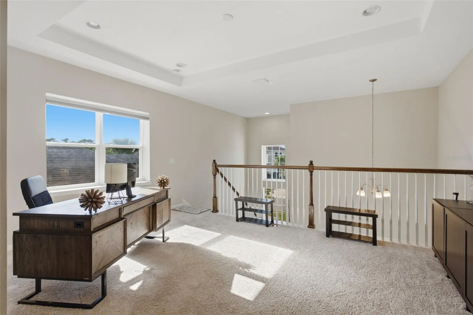 9009 SPRUCE CREEK CIR