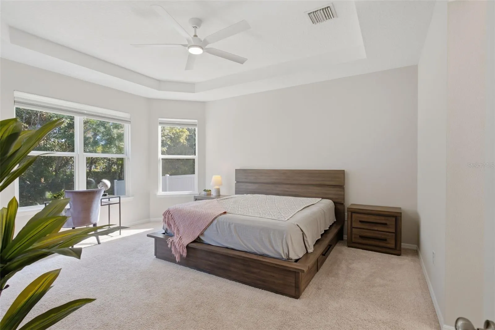 9009 SPRUCE CREEK CIR