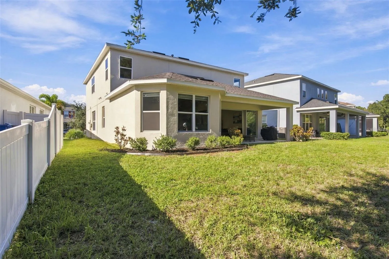 9009 SPRUCE CREEK CIR