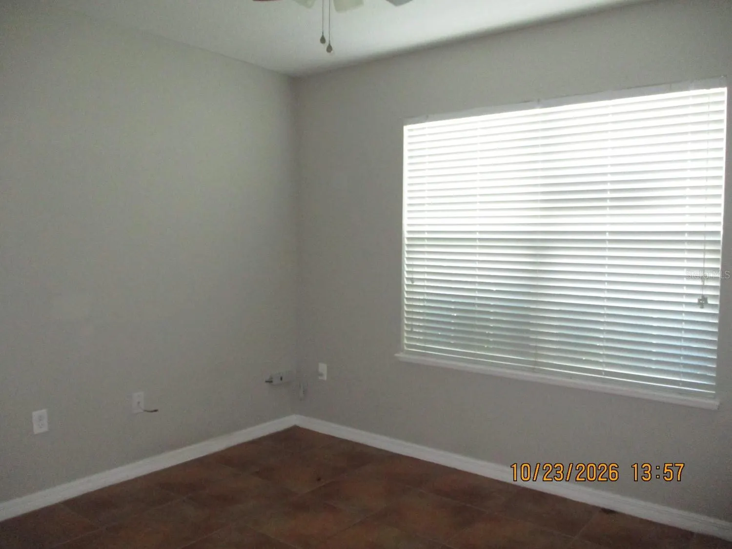 1038 SUFFRAGETTE CIR