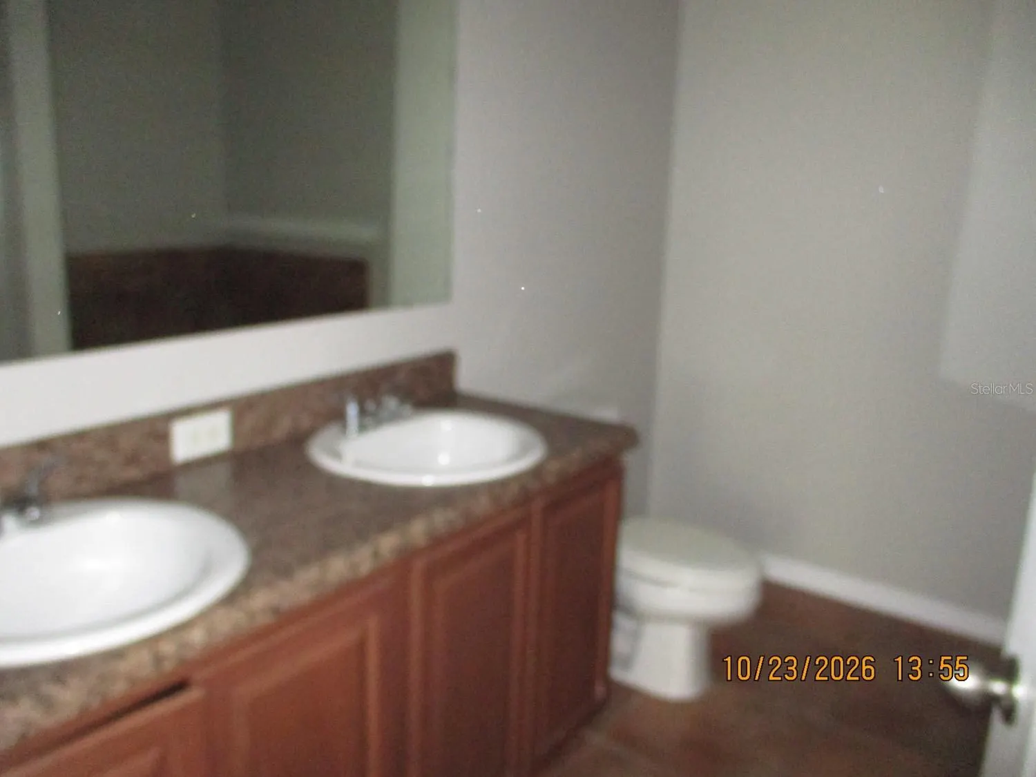 1038 SUFFRAGETTE CIR