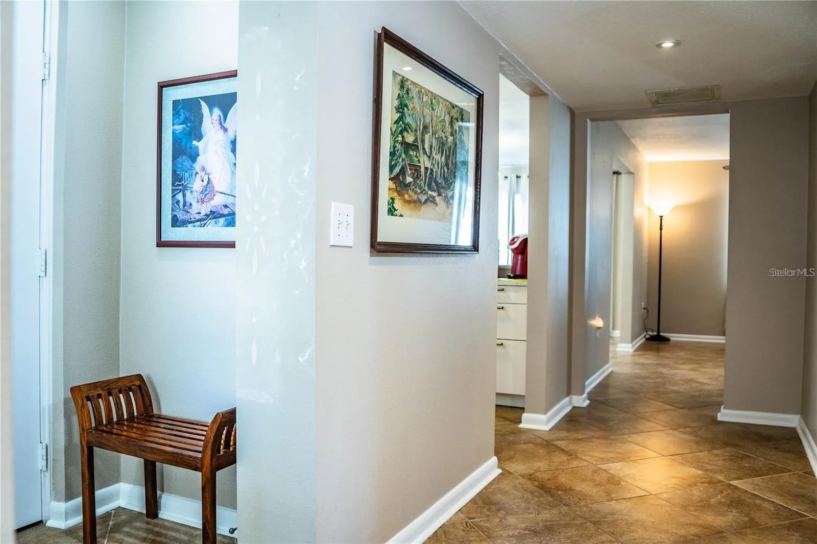 501 CAMEO DR