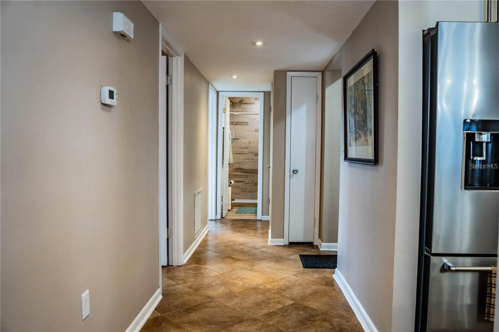 501 CAMEO DR