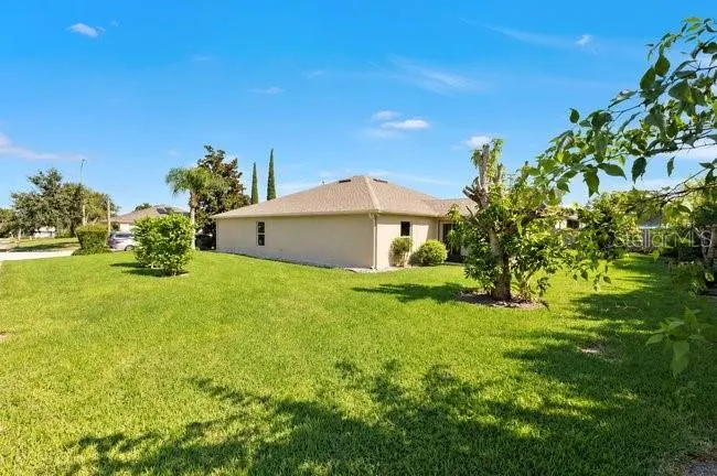 501 LAKE VILLA WAY