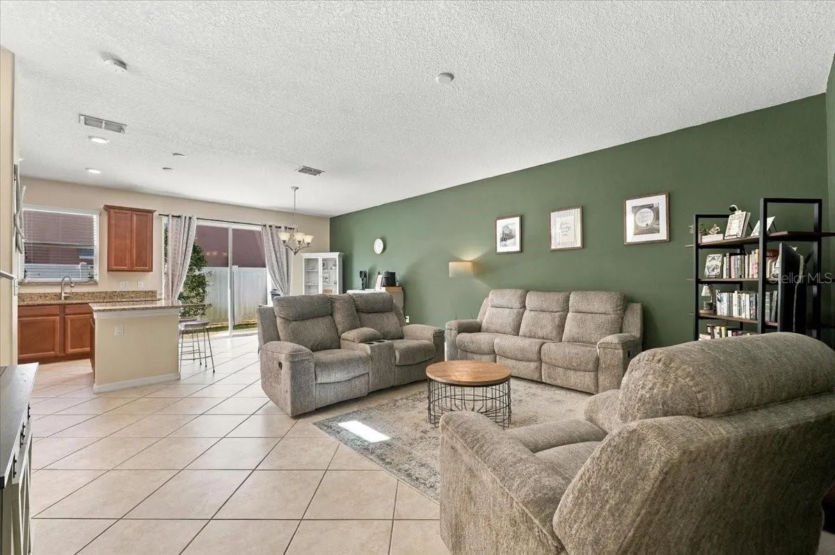 6416 SEDGEFORD DR