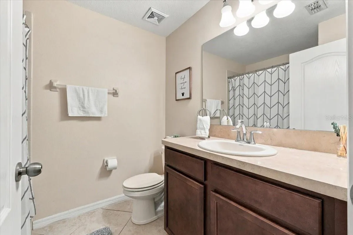 6416 SEDGEFORD DR