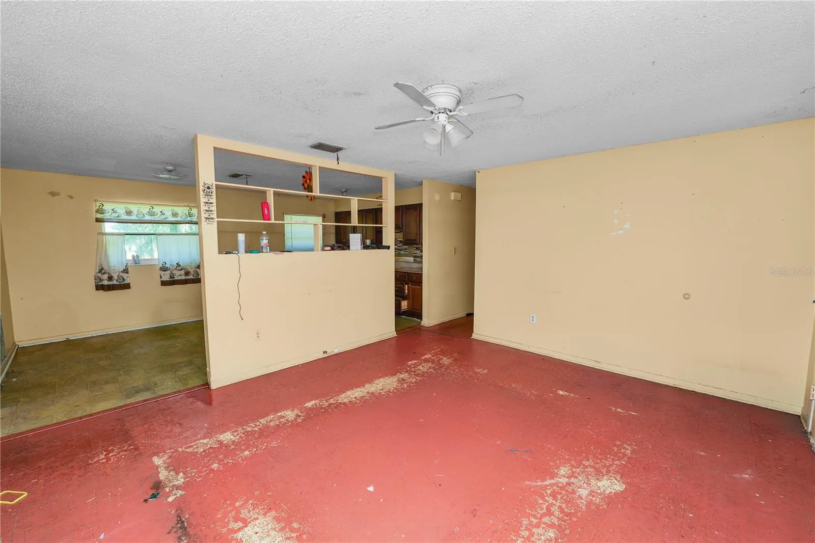 807 S SEMINOLE AVE