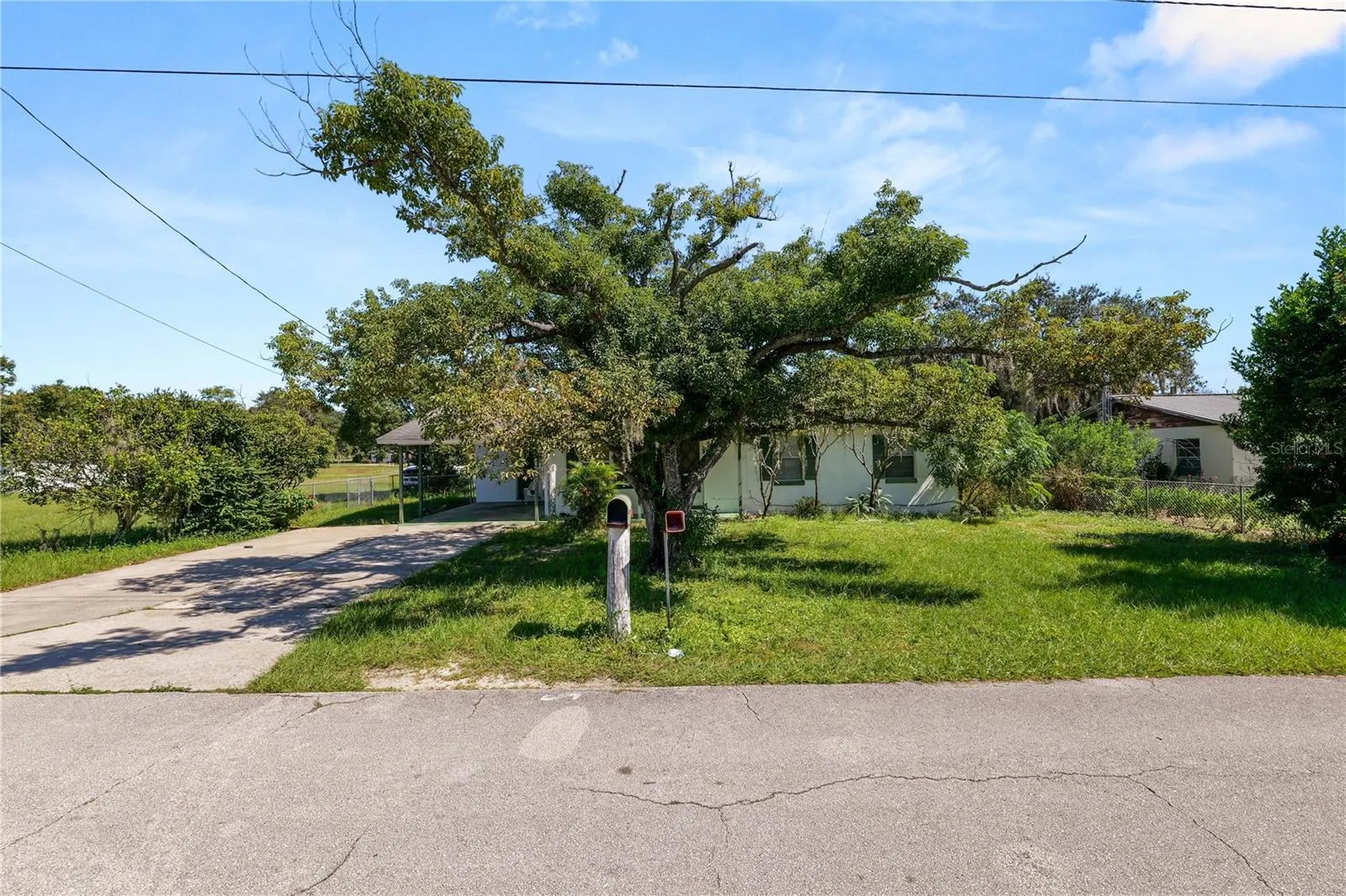 807 S SEMINOLE AVE