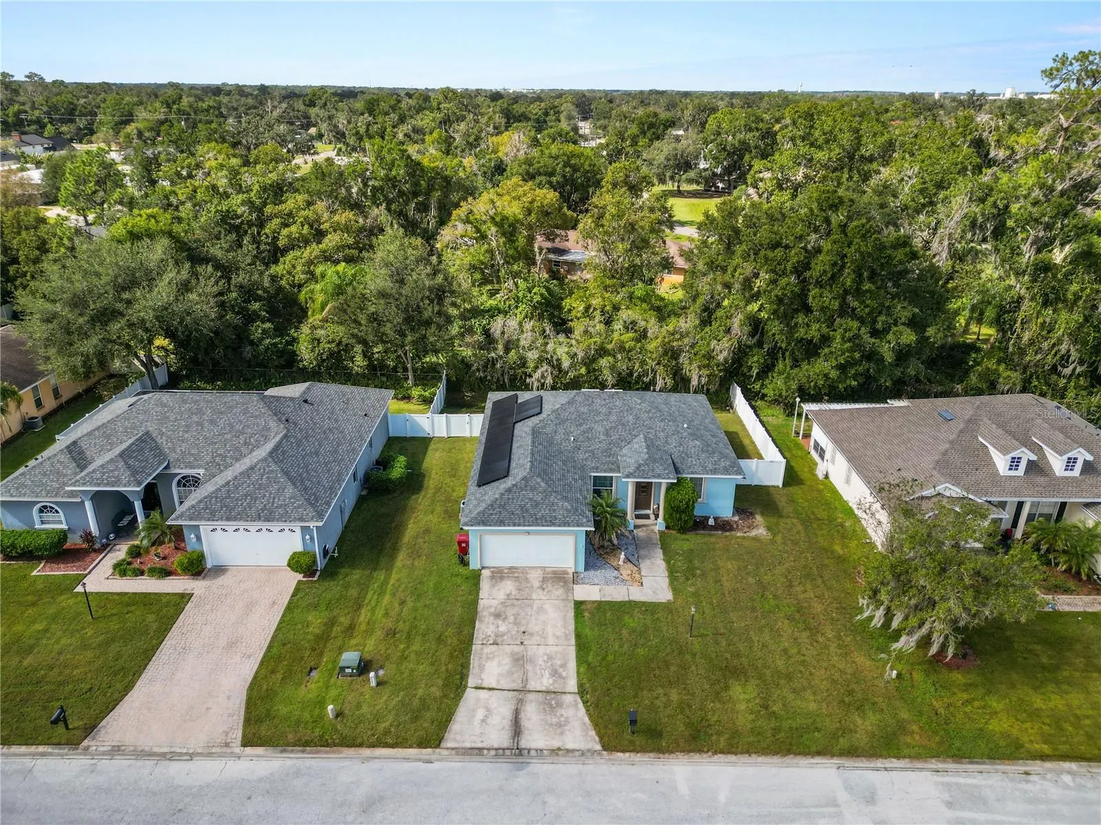 1703 OAKWOOD ESTATES DR
