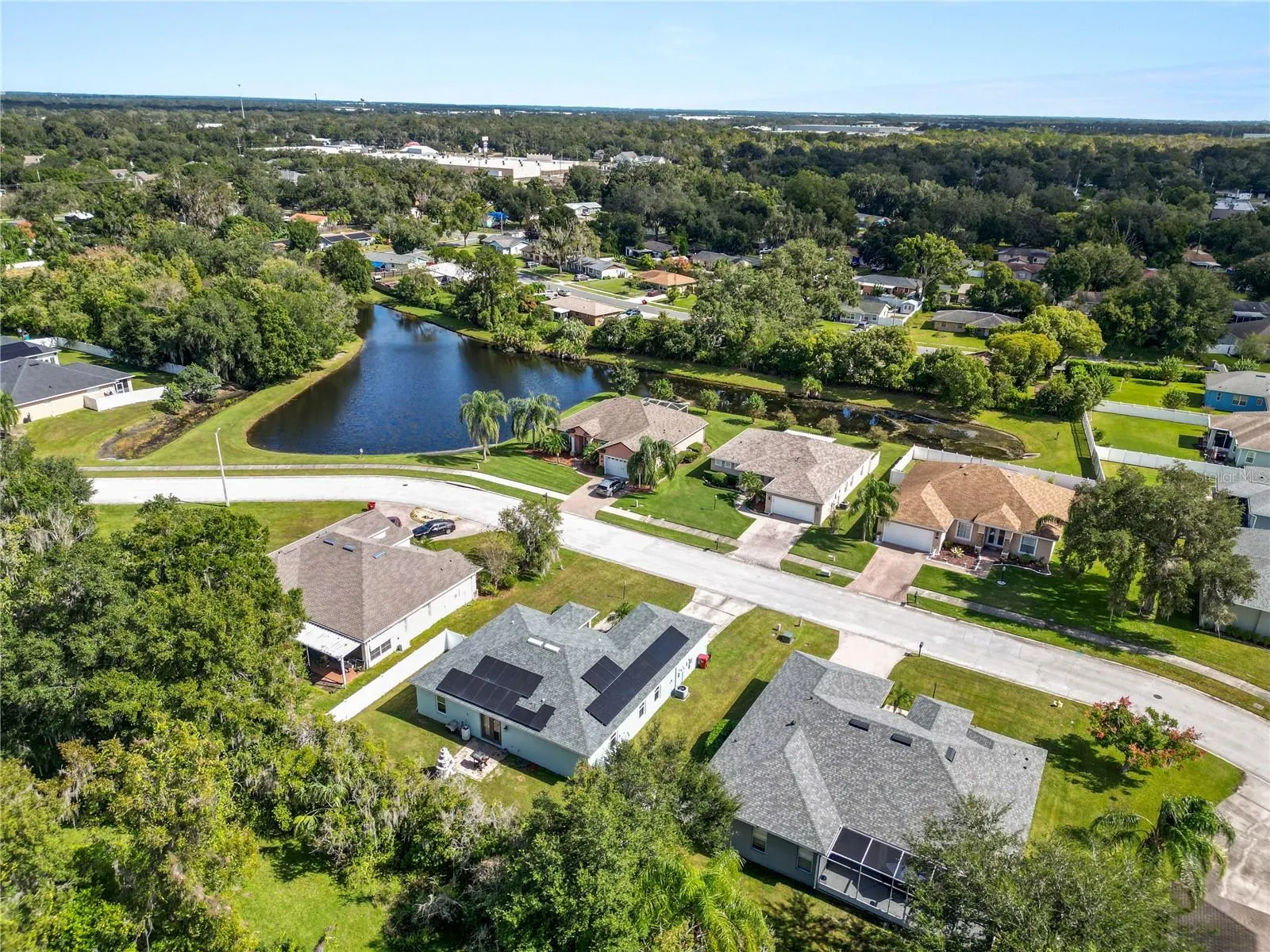 1703 OAKWOOD ESTATES DR