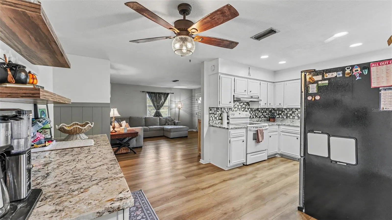 455 LYLE PARKWAY