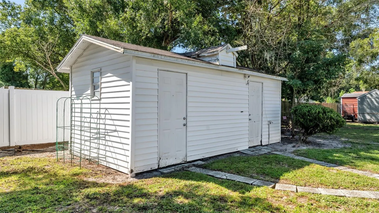 455 LYLE PARKWAY