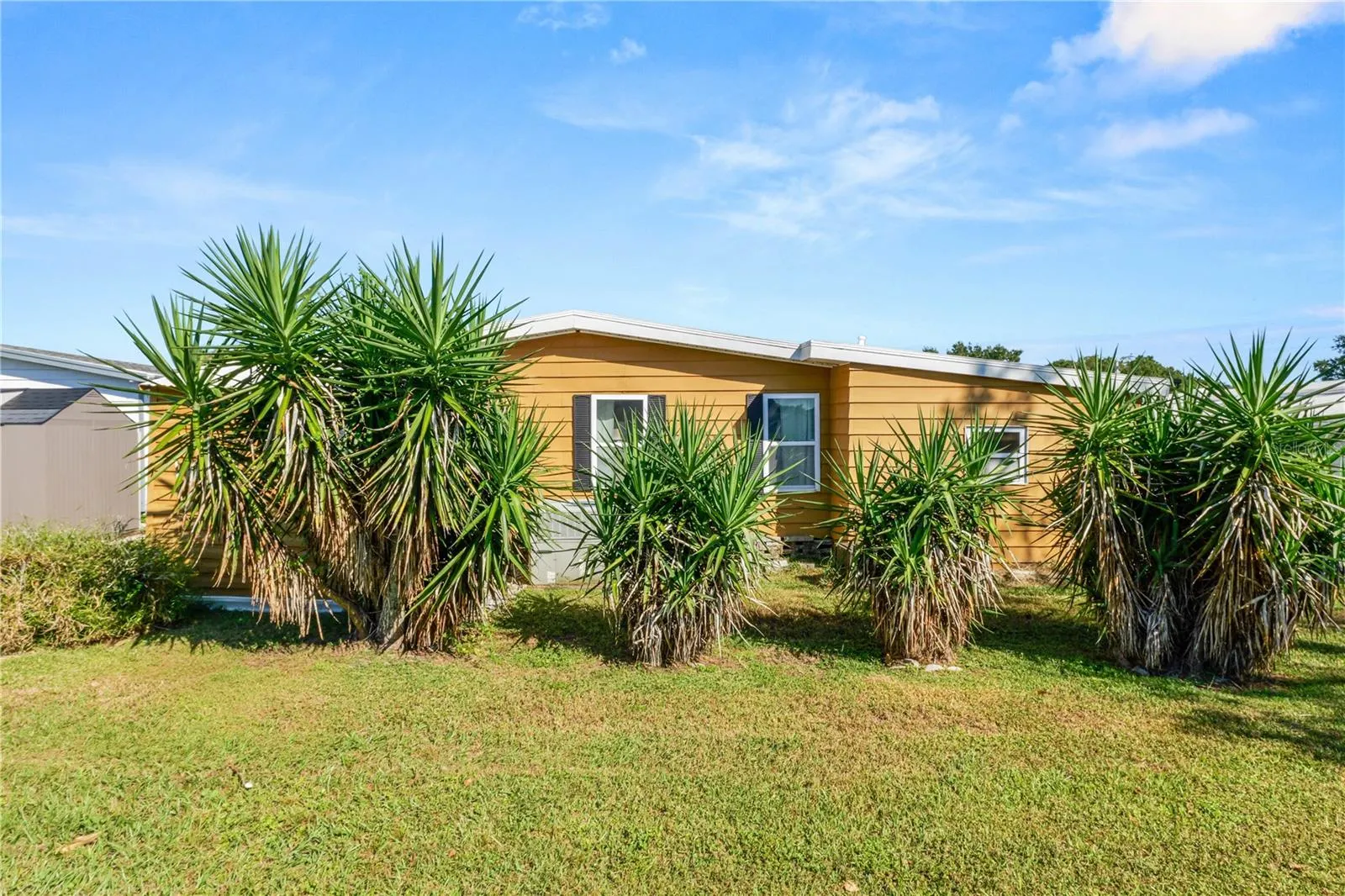 918 PINE RIDGE DR