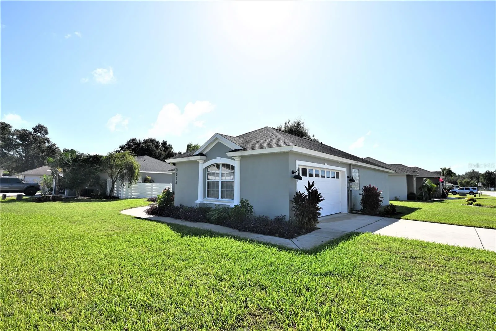 3518 REMINGTON OAKS WAY